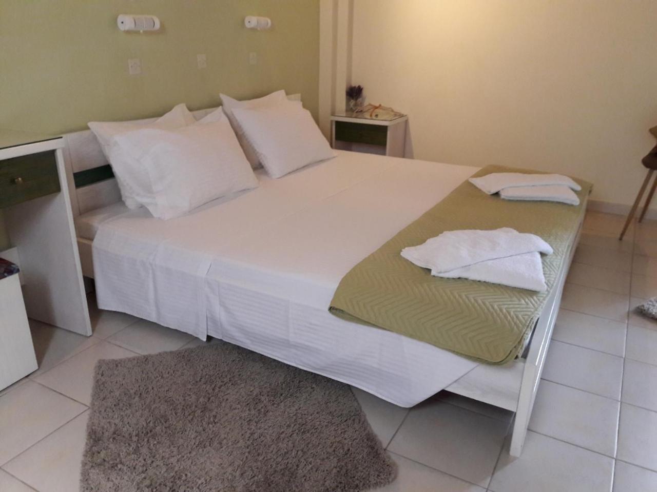 Epi Apartments Lourdata  Esterno foto
