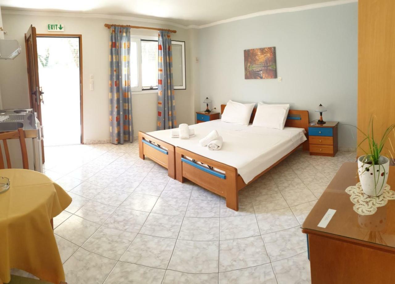 Epi Apartments Lourdata  Esterno foto